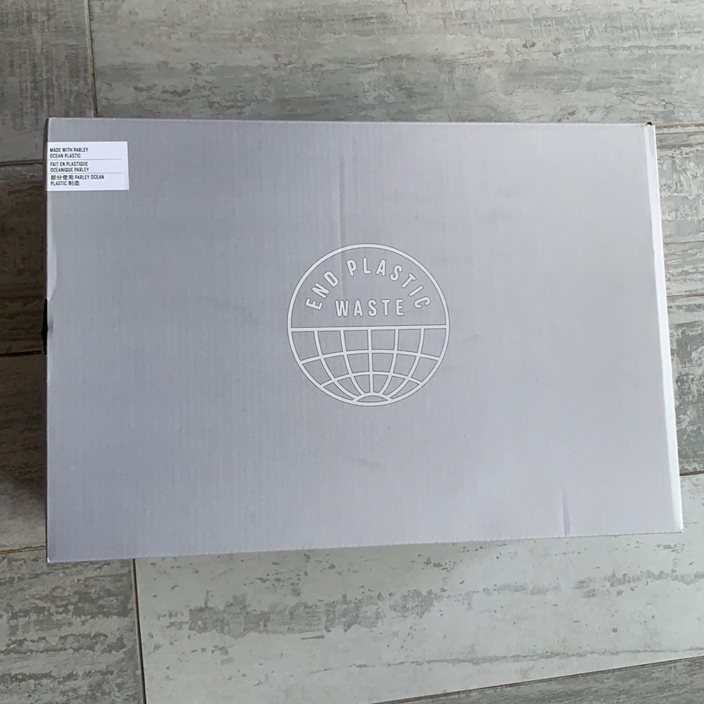 Adidas Shoe Box Empty For your Gift Wrap